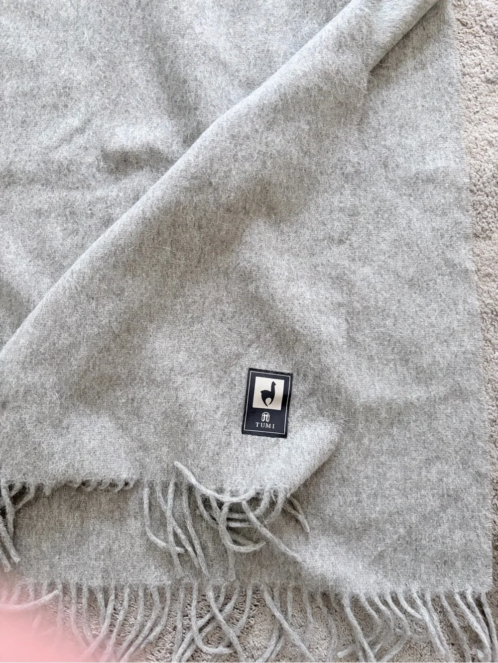 Tumi Light Gray Wool Fringe throw 58”x69”, cozy, wool